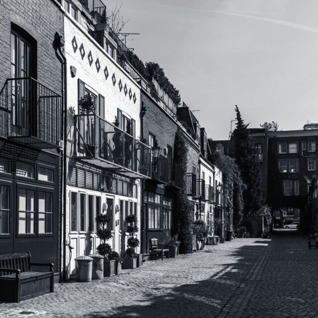 mews property in london mews property in london